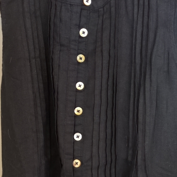 Sleeveless Black Button-Front Women’s Dress - Picture 4 of 8